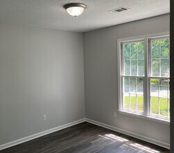 121 Kenton Dr in Irmo, SC - Building Photo - Building Photo