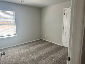 19601 N Pennsylvania Ave in Edmond, OK - Building Photo - Building Photo