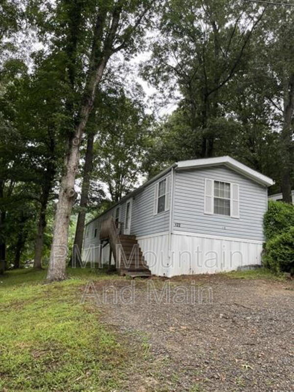 property at 122 Gamblers Run