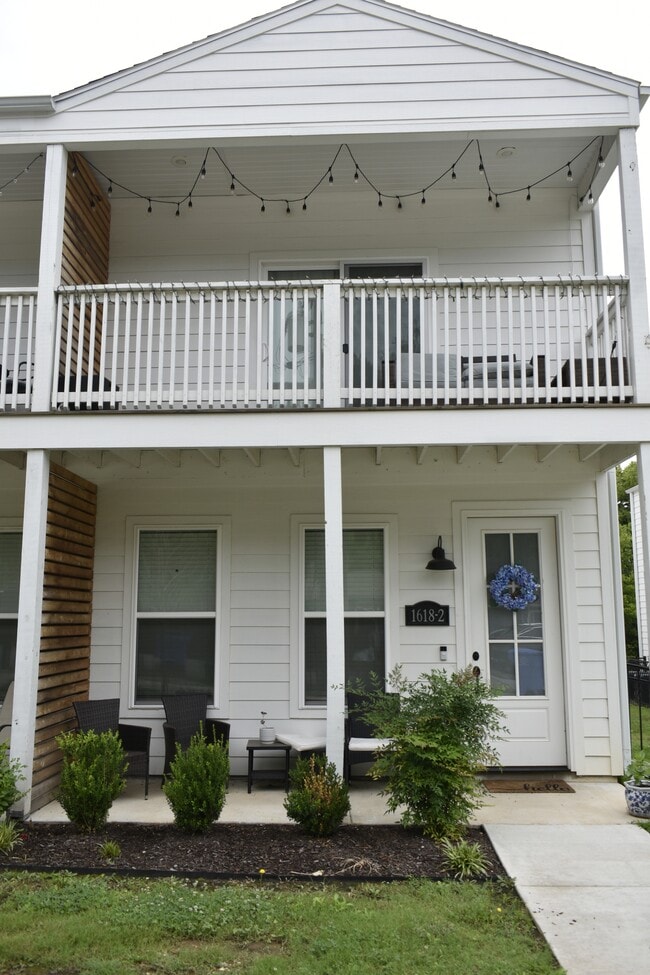 property at 1618 S Duncan Ave