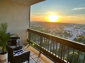 5505 Seminary Rd, Unit 2608N in Falls Church, VA - Building Photo - Building Photo