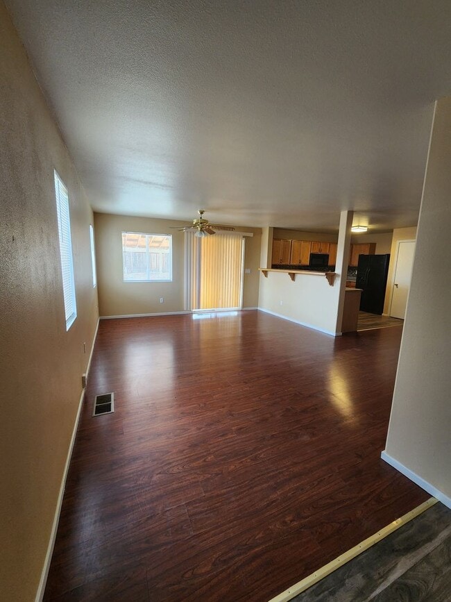 8630 Sunrise Mist Ct in Reno, NV - Building Photo - Building Photo