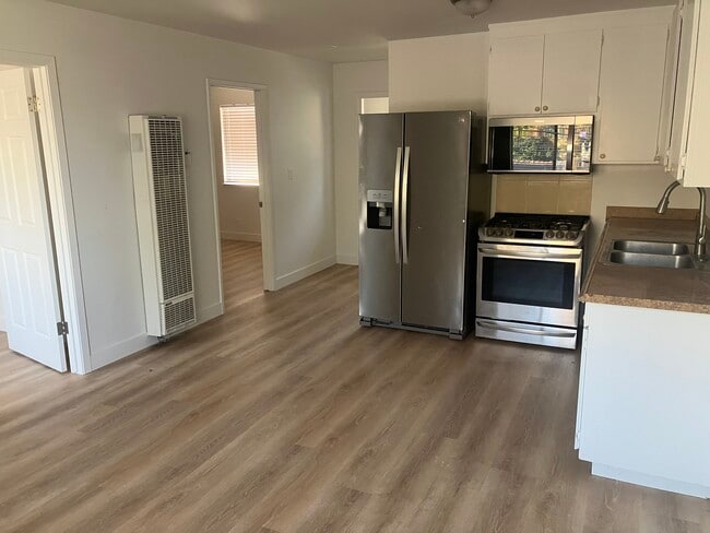 1652 E St, Unit A in Napa, CA - Building Photo - Building Photo