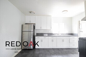 1182 E 52nd St in Los Angeles, CA - Building Photo - Building Photo