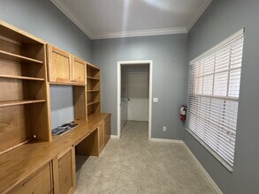 1931 San Silvestro Dr in Venice, FL - Building Photo - Building Photo