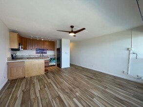 1403 Front St in Lahaina, HI - Building Photo - Building Photo