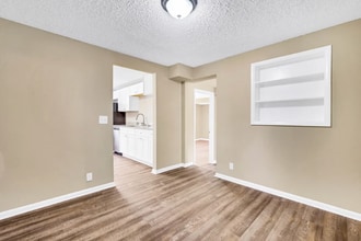 6969 Delisle Dr in Jacksonville, FL - Foto de edificio - Building Photo