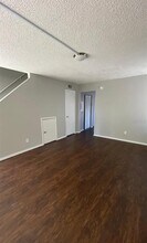 1504 E Humphrey St in Tampa, FL - Building Photo - Building Photo