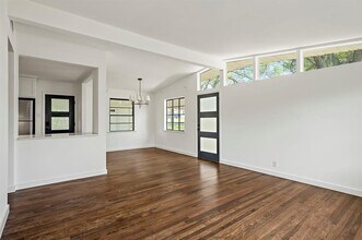 1207 Ridgemont Dr in Austin, TX - Building Photo - Building Photo