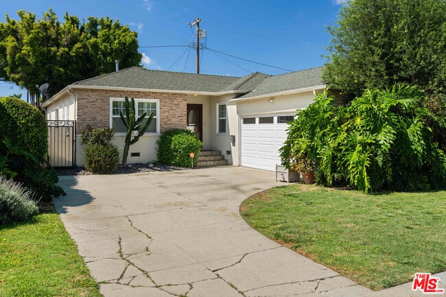 5227 Etheldo Ave in Culver City, CA - Building Photo - Building Photo