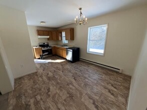 98 Ledge Hill Rd in Tuftonboro, NH - Building Photo - Building Photo