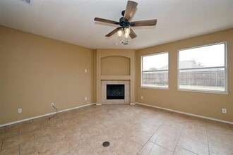 10706 Gleneagles Ln in Rowlett, TX - Building Photo - Building Photo