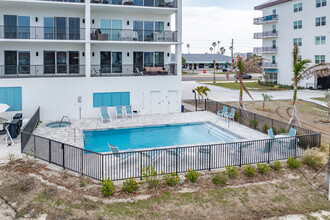 The Residences at Town Center in Madeira Beach, FL - Building Photo - Building Photo