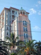 The Grande Riviera in Sarasota, FL - Building Photo - Building Photo