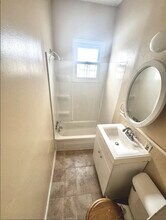 201.5 S Warner St in Bay City, MI - Building Photo - Building Photo