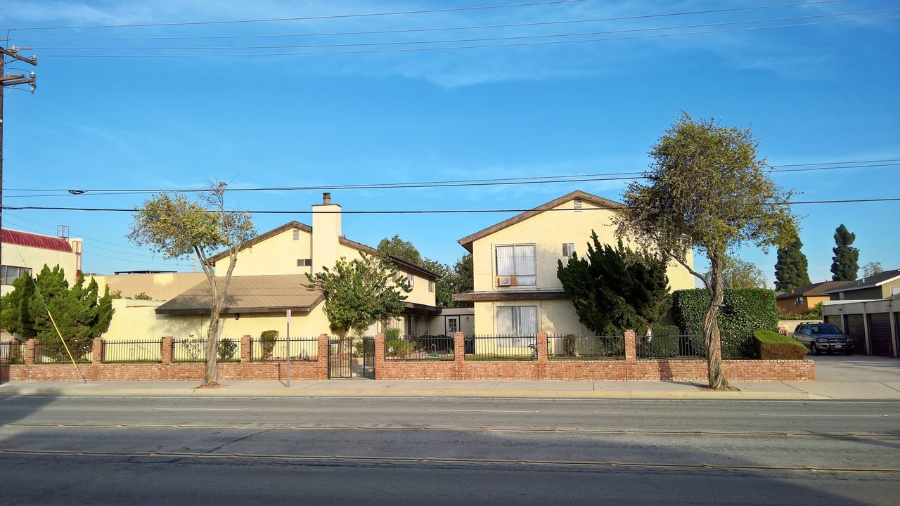 15052 Ward St in Westminster, CA - Foto de edificio