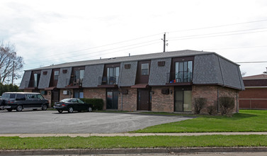 Bufort Apartments in Huber Heights, OH - Building Photo - Building Photo