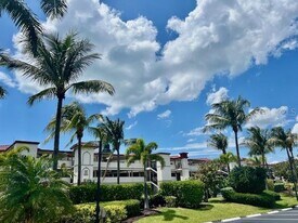 3280 S Shore Dr in Punta Gorda, FL - Building Photo