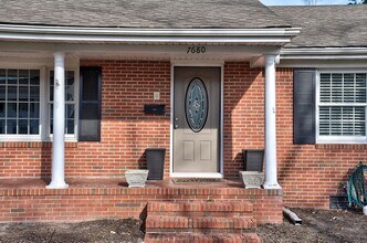 7680 Nancy Dr in Norfolk, VA - Building Photo - Building Photo