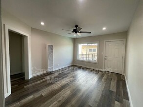 7370 Neo St in Downey, CA - Building Photo - Building Photo