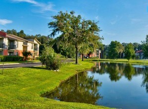 Walden Lakewood in Plant City, FL - Foto de edificio - Building Photo