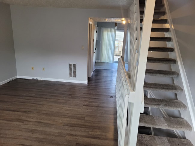 872 Upholland Ln in Columbus, OH - Building Photo - Building Photo