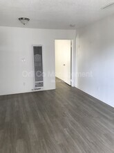 14333 Haynes St in Los Angeles, CA - Building Photo - Building Photo