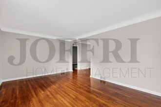 19719 Sunset Dr in Warrensville Heights, OH - Building Photo - Building Photo