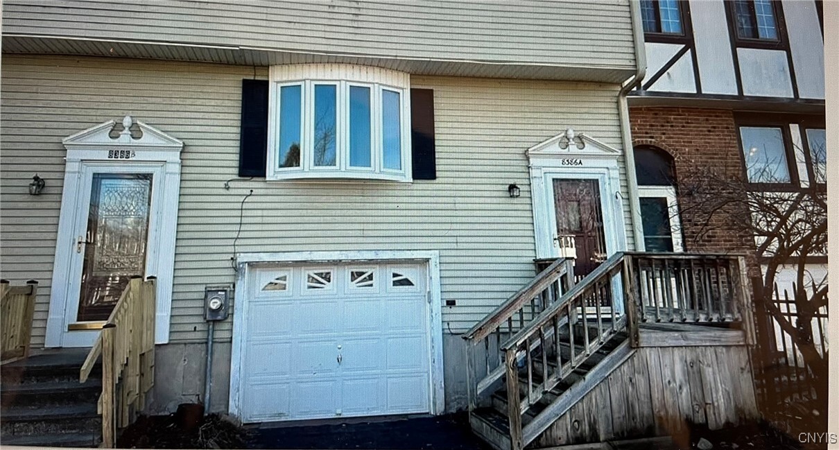 8386A Shallowcreek Rd in Liverpool, NY - Building Photo