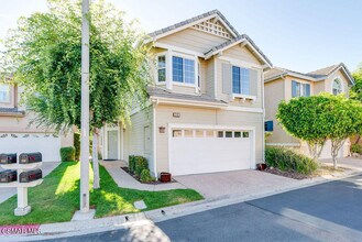 3105 La Casa Ct in Thousand Oaks, CA - Building Photo - Building Photo