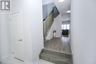 295 McEachern Ln in Gravenhurst, ON - Building Photo - Building Photo