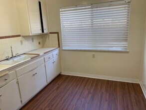 6367 Bollinger Rd-Unit -45447202-2e39-11ed-9b78-062ce4610b9e in Cupertino, CA - Building Photo - Building Photo