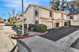 5440 Baltimore Dr in La Mesa, CA - Building Photo - Building Photo