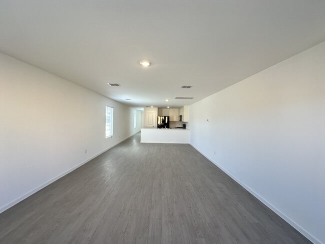 1037 Raintree Rd in Princeton, TX - Building Photo - Building Photo