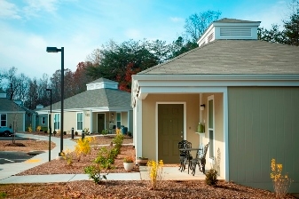 Crozet Meadows Apartments in Crozet, VA - Foto de edificio