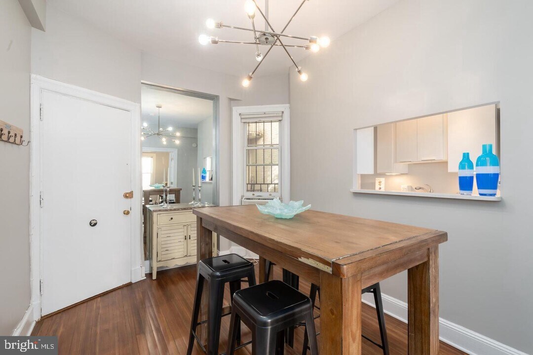 1705 P St NW-Unit -24 in Washington, DC - Building Photo