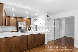 3047 Old Bridgeport Way in San Diego, CA - Building Photo - Building Photo