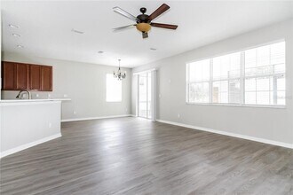 7412 Bridgeview Dr in Wesley Chapel, FL - Building Photo - Building Photo