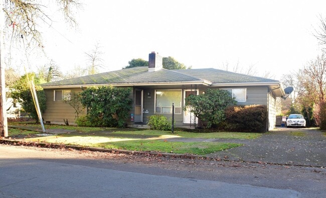 property at 2960-2964 NW Johnson Ave