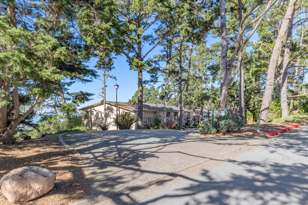 Tanglewood Place in Monterey, CA - Foto de edificio