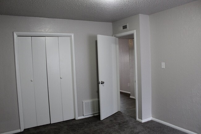 Maple Apartments in Lawton, OK - Building Photo - Building Photo
