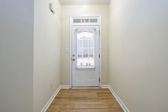1670 Granville Ct in Lawrenceville, GA - Foto de edificio - Building Photo