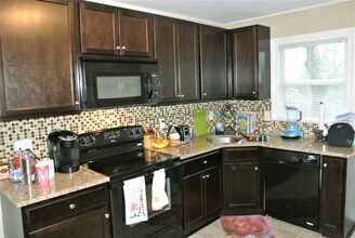 43 Davie Cir in Chapel Hill, NC - Building Photo - Building Photo