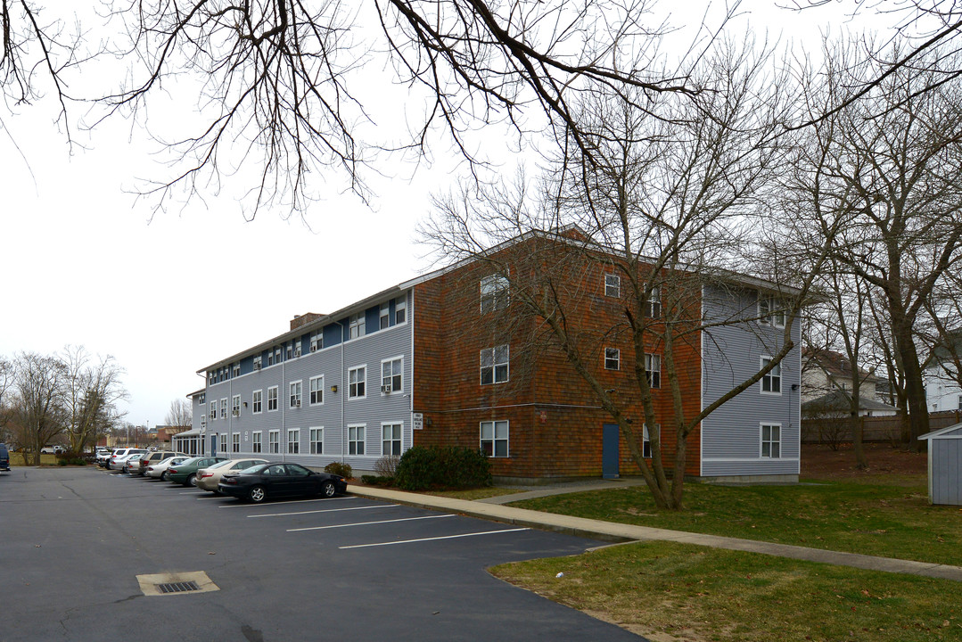 Mill Pond in Taunton, MA - Foto de edificio