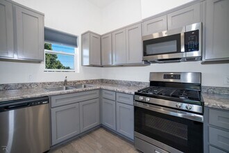 195 N 17th Ave in Yuma, AZ - Foto de edificio - Building Photo