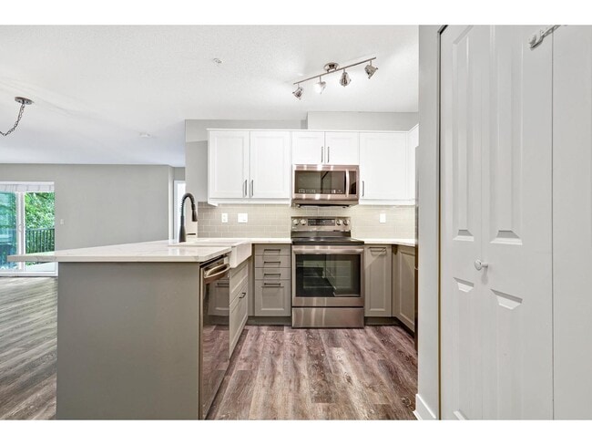 8928-8202 202 St. in Langley, BC - Building Photo - Building Photo