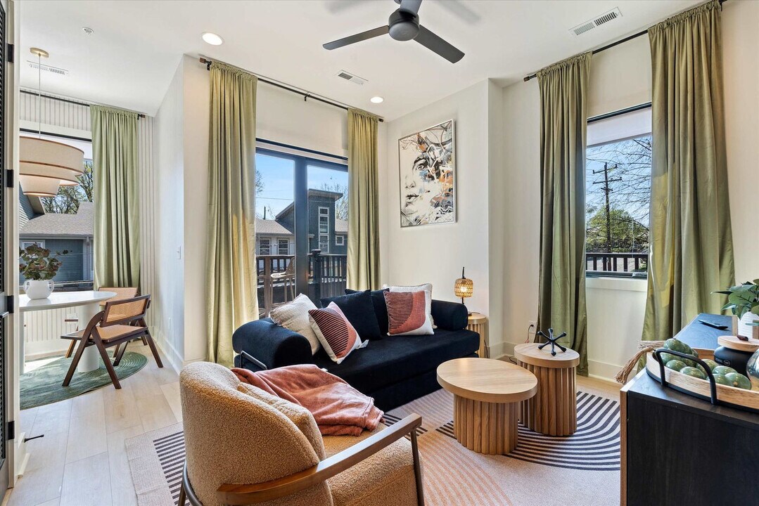 722 Mcferrin Ave in Nashville, TN - Foto de edificio