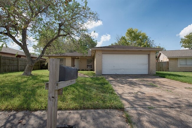 4843 Beechaven St in Houston, TX - Building Photo - Building Photo