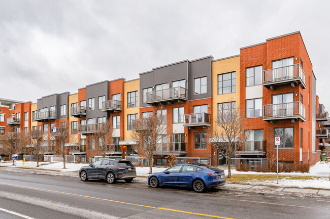 2110 Victoria St in Lachine, QC - Building Photo - Building Photo