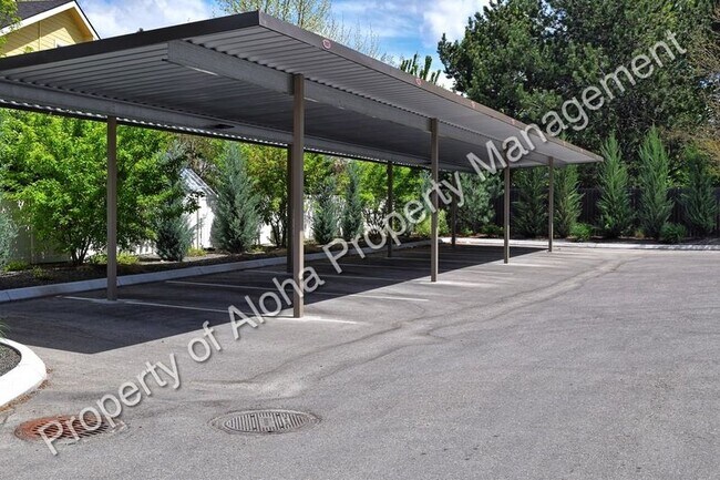 12600 W Ustick-Unit -203 in Boise, ID - Building Photo - Building Photo